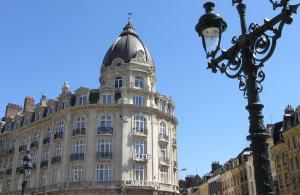 CARLTON LILLE